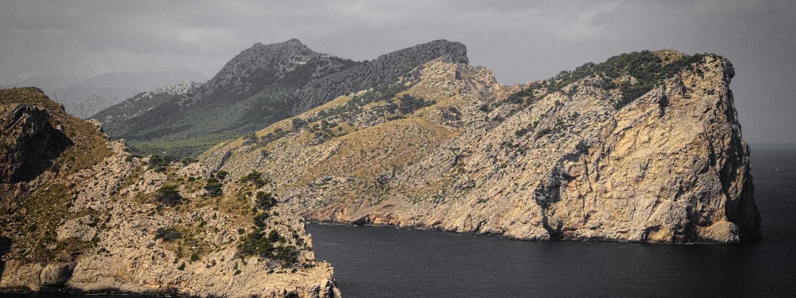 Earthship Construction
