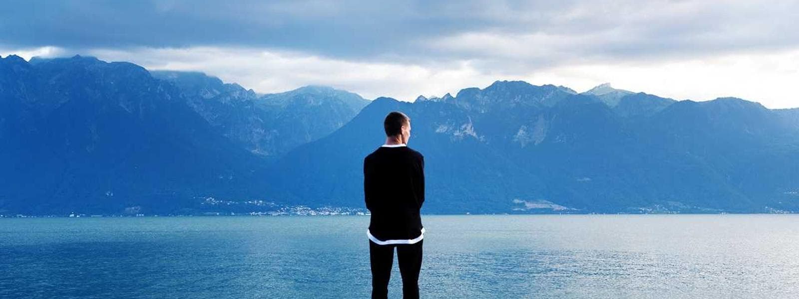 Smart Glass Installation project by Custom Green Construction in Los Angeles, California